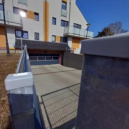 Park Apartment *